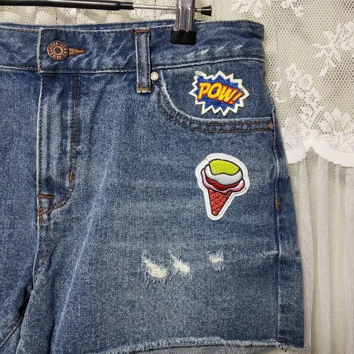 [BUNJANG] Jambangee Ice Cream Patch Denim Shorts / 잠뱅이 Jambangee 아이스크림 패치 데님 반바지