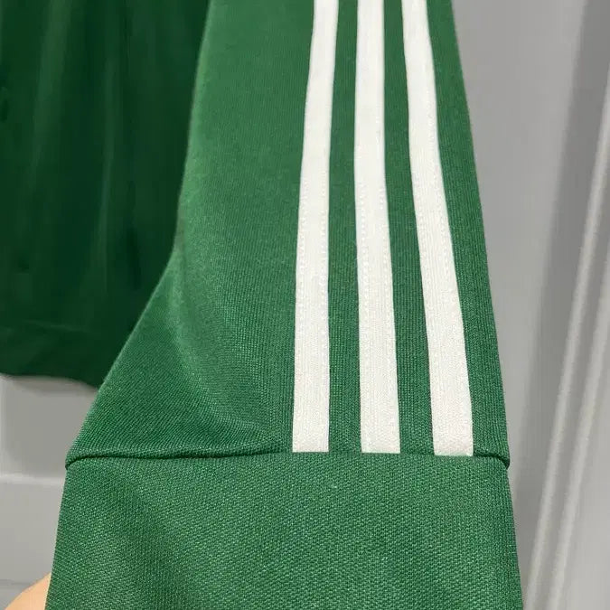 [BUNJANG] Adidas Europa Green Jersey / [105] 아디다스 유로파져지 그린 녹색 초흰