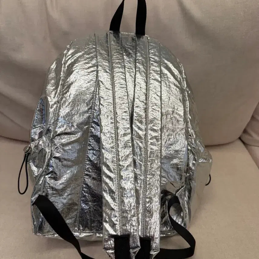 [BUNJANG] AYO Glossy Backpack / 에이와이오 글로시 백팩