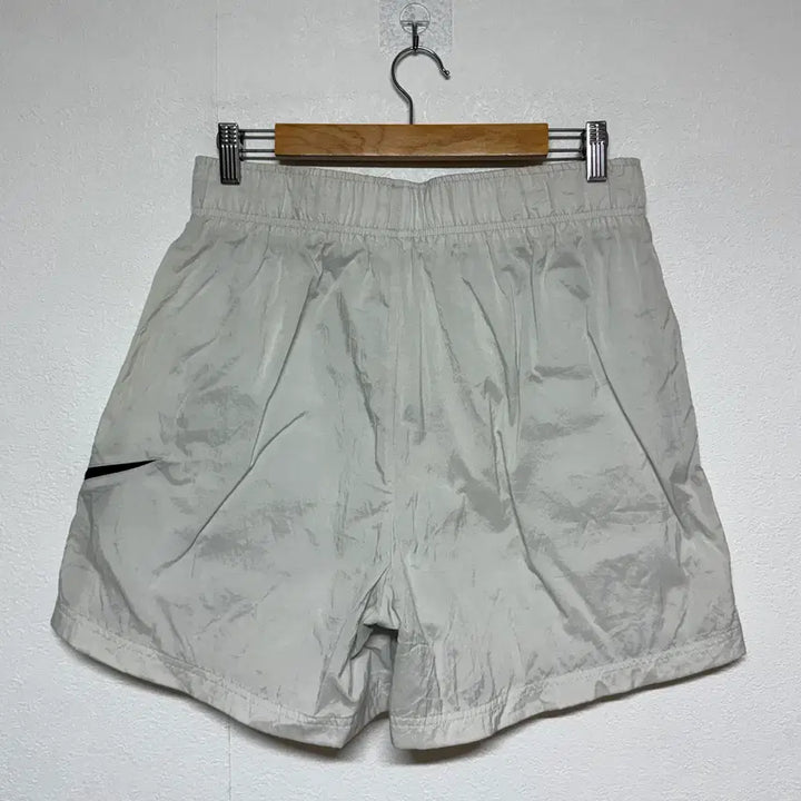 [BUNJANG] Nike Swoosh Logo Nylon Shorts XL / 나이키 바스락 빅로고 반바지 XL