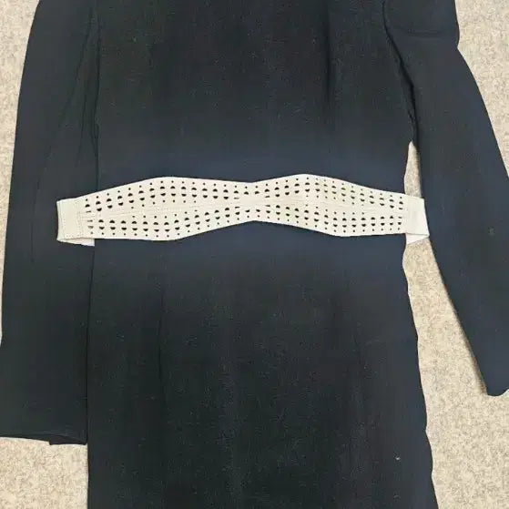 [BUNJANG] JIGOTT Punch Belt Detail Mini-Dress / JIGOTT/ 펀칭벨트 포인트 원피스 55 (정가59.8)