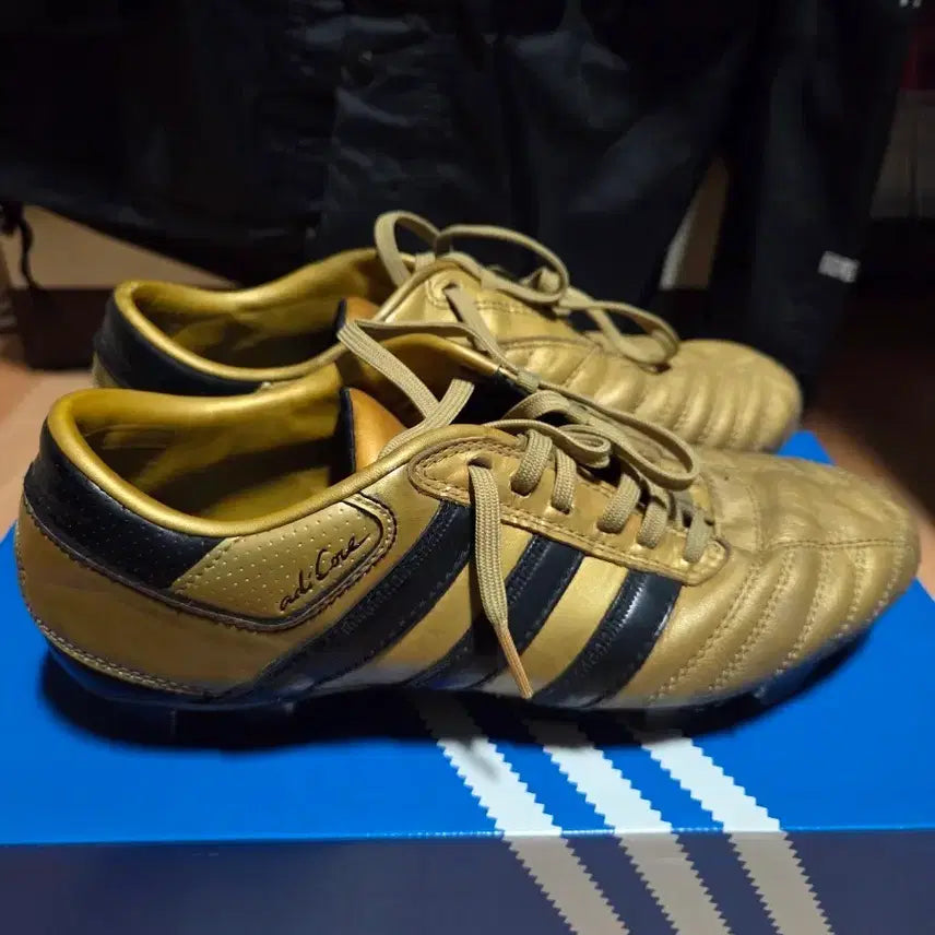 [BUNJANG] Adidas adiCore Gold Soccer Cleats 245 / 아디다스 adiCore 골드 축구화 245