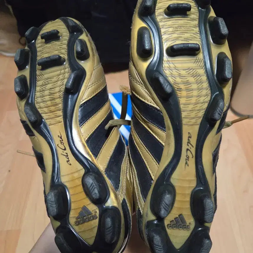 [BUNJANG] Adidas adiCore Gold Soccer Cleats 245 / 아디다스 adiCore 골드 축구화 245