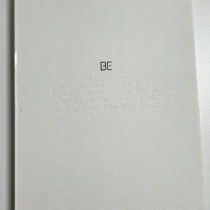 방탄소년단 BTS BE 앨범 화이트