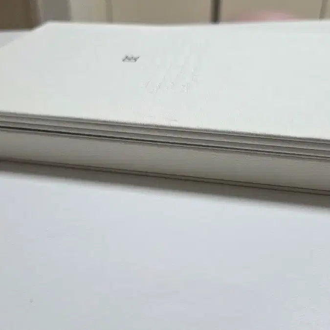 방탄소년단 BTS BE 앨범 화이트