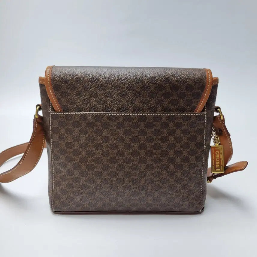 [BUNJANG] Celine Macadam Shoulder Bag Brown / 셀린느 CELINE 마카담 숄더백 브라운 (최상급, 레어아이템)
