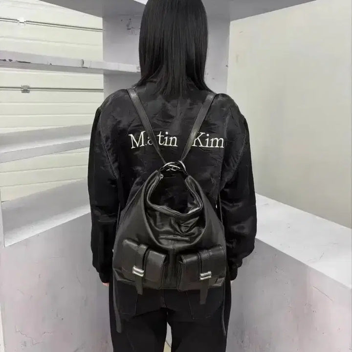 [BUNJANG] Matin Kim Black Leather Pocket Backpack / 마뗑킴 블랙 레더 포켓 백팩
