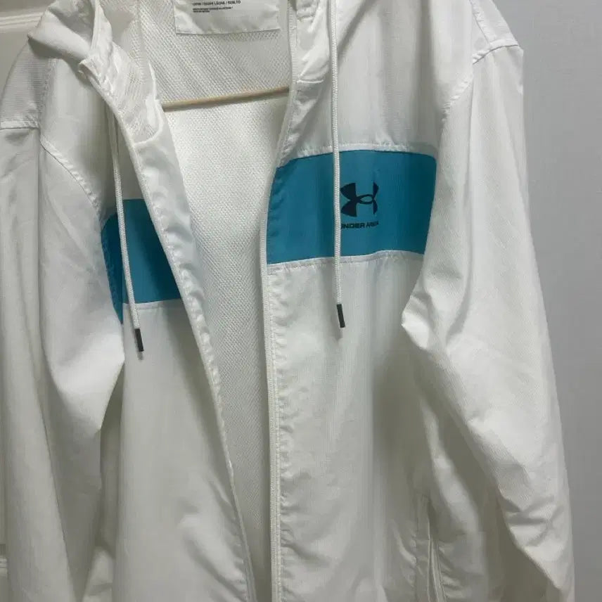 [BUNJANG] Under Armour Windbreaker Jacket / 언더아머 UA 스포츠스타일 윈드브레이커