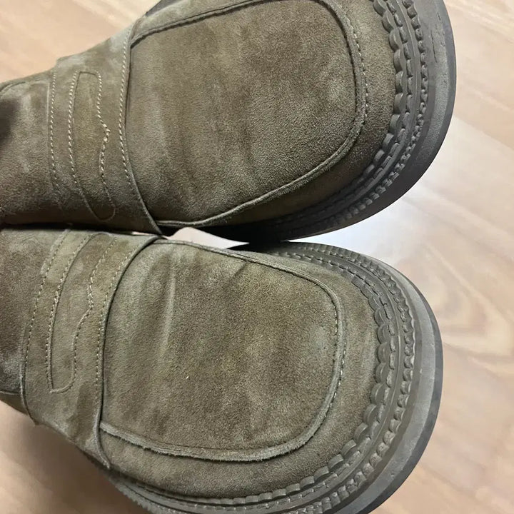 [BUNJANG] stu Suede Loafers Beige 280 / [43] stu 스웨이드 로퍼 베이지 280