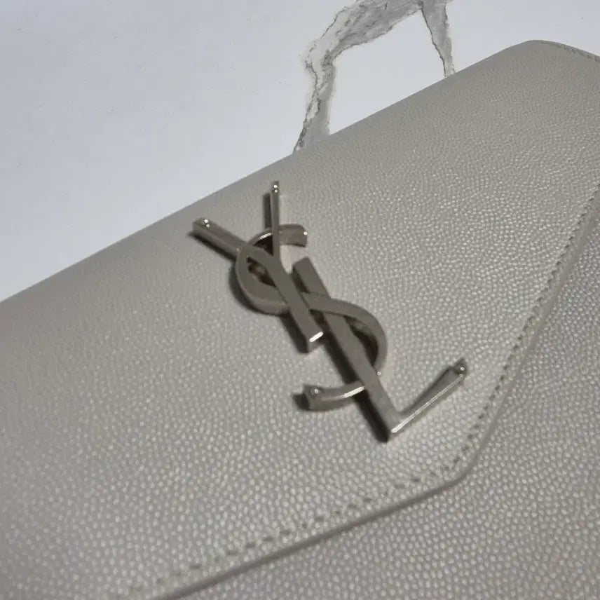 [BUNJANG] Yves Saint Laurent Uptown Clutch Bag / (정품) 입생로랑 엔벨로프 업타운 클러치백