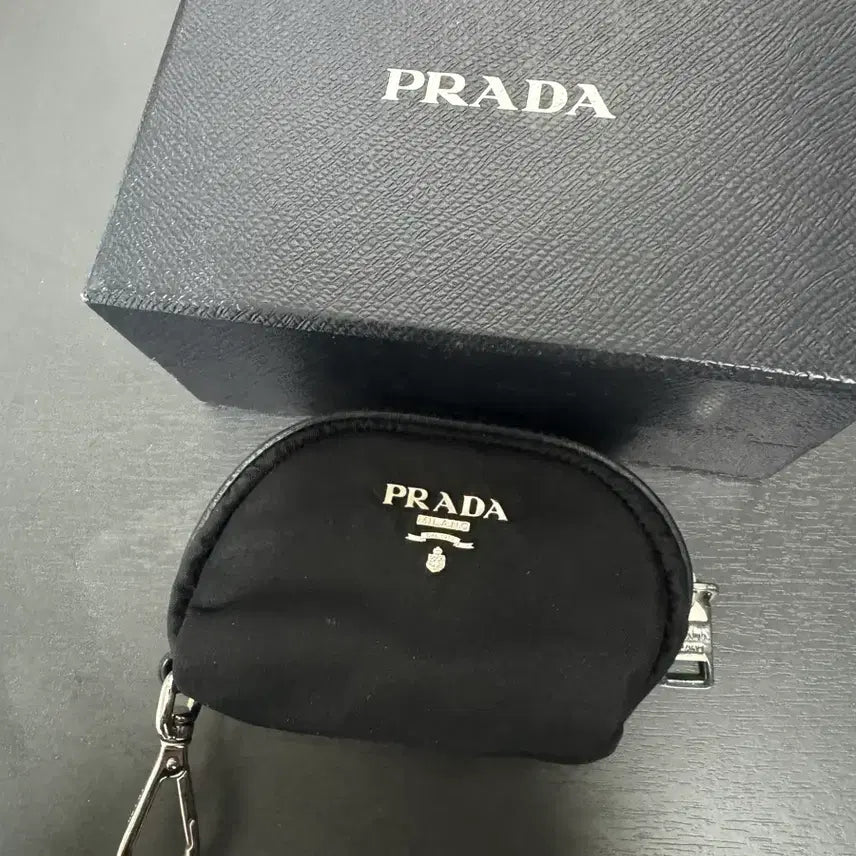 [BUNJANG] Prada Mini Keyring Pouch / 프라다 미니 키링 파우치
