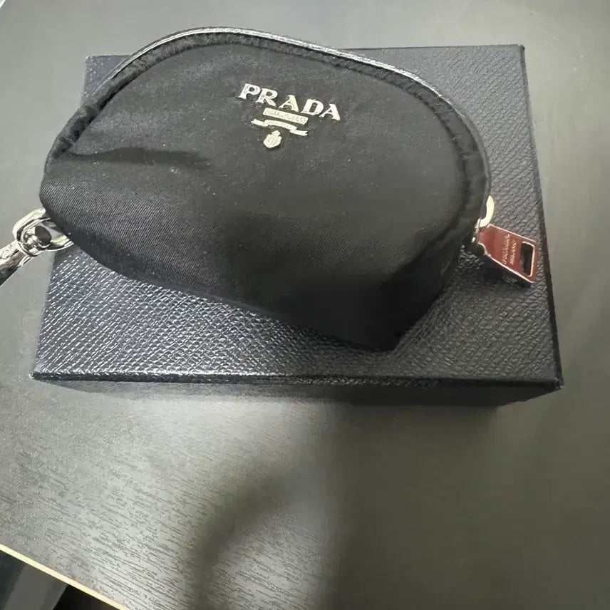 [BUNJANG] Prada Mini Keyring Pouch / 프라다 미니 키링 파우치