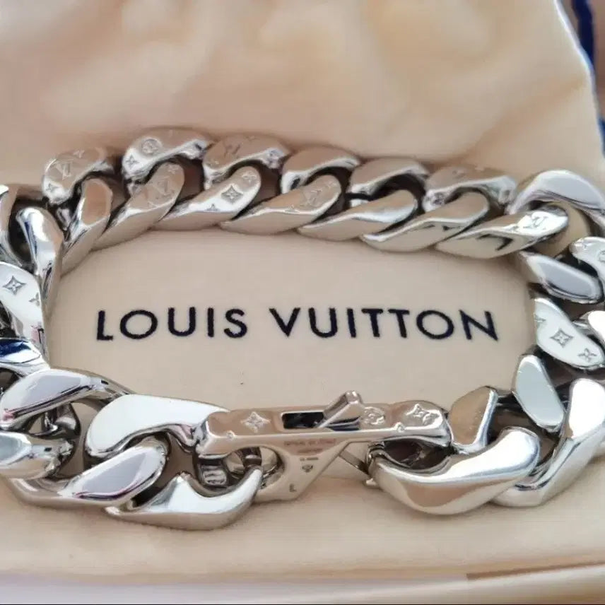[BUNJANG] Louis Vuitton Chain Bracelet Silver / 루이비통 체인 팔찌 실버