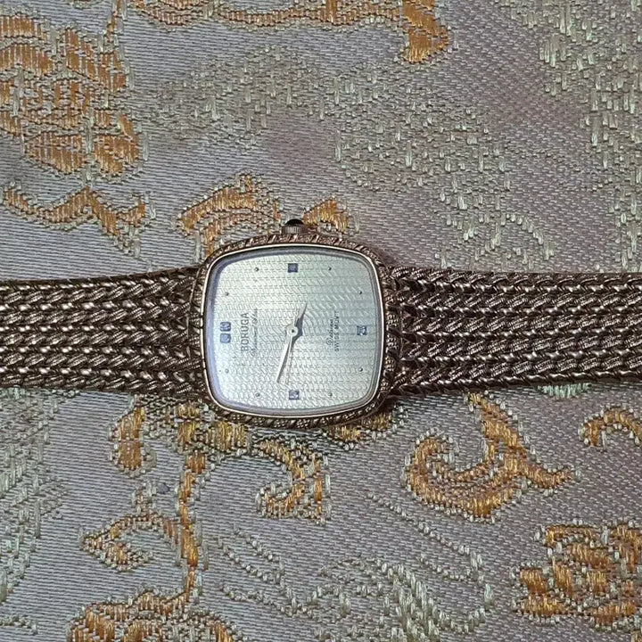 [BUNJANG] Vintage BORUGA Diamond Gold Watch / 스위스 빈티지 BORUGA.보루가   다이아 금장시계
