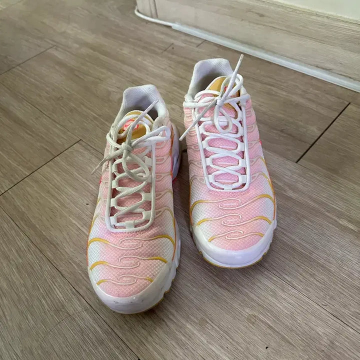 [BUNJANG] Nike Air Max Plus Sunrise / 나이키 에어맥스 플러스 선라이즈