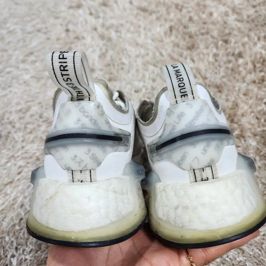 [BUNJANG] Adidas NMD V3 3-Stripes White Women's 235 Sneakers / (빈티지박스) 아디다스 NMD V3 3선 라이프 화이트 여성 235