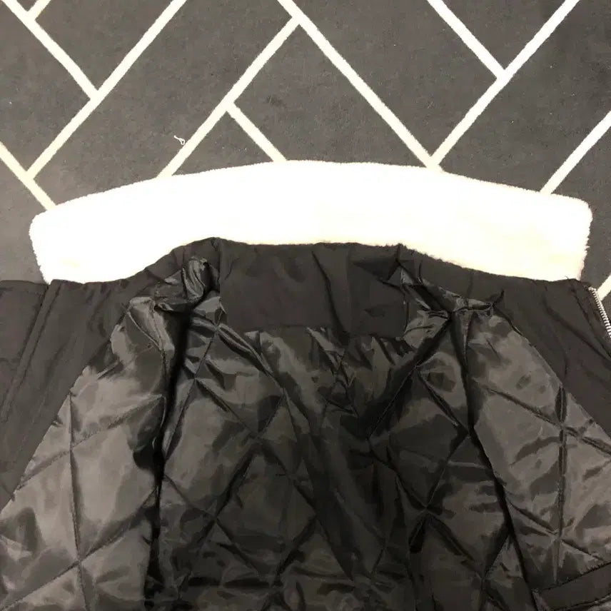 [BUNJANG] MA-1 Faux Fur Mouton Jacket / 새제품초특가/편집샵 ma-1 퍼무스탕/옴므