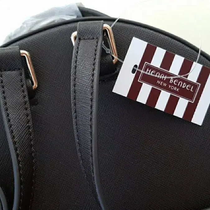 [BUNJANG] Henri Bendel Star Studded Backpack Brown / 텍달린 헨리벤델 스타 스터드 백팩 브라운