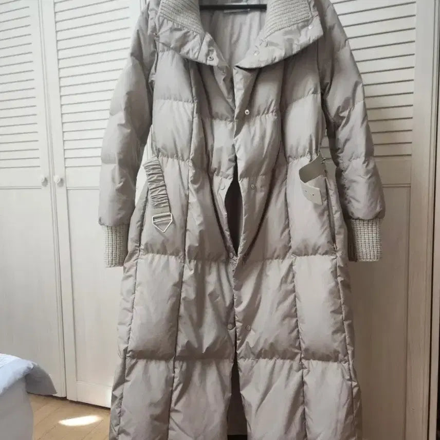 [SOLD OUT] 시스템 구스 벨티드 롱패딩