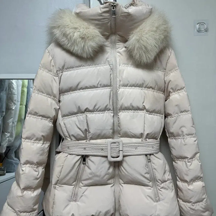 [BUNJANG] Mayyun Fox Fur Padded Short Jacket / 메이윤 폭스퍼 패딩 숏패딩(살핑크)급처
