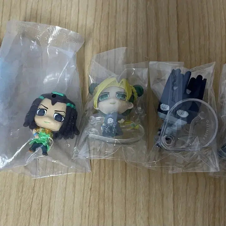 [BUNJANG] JoJo's Bizarre Adventure Stone Ocean Figure Set / 죠죠코레 피규어 6부 5명 판매