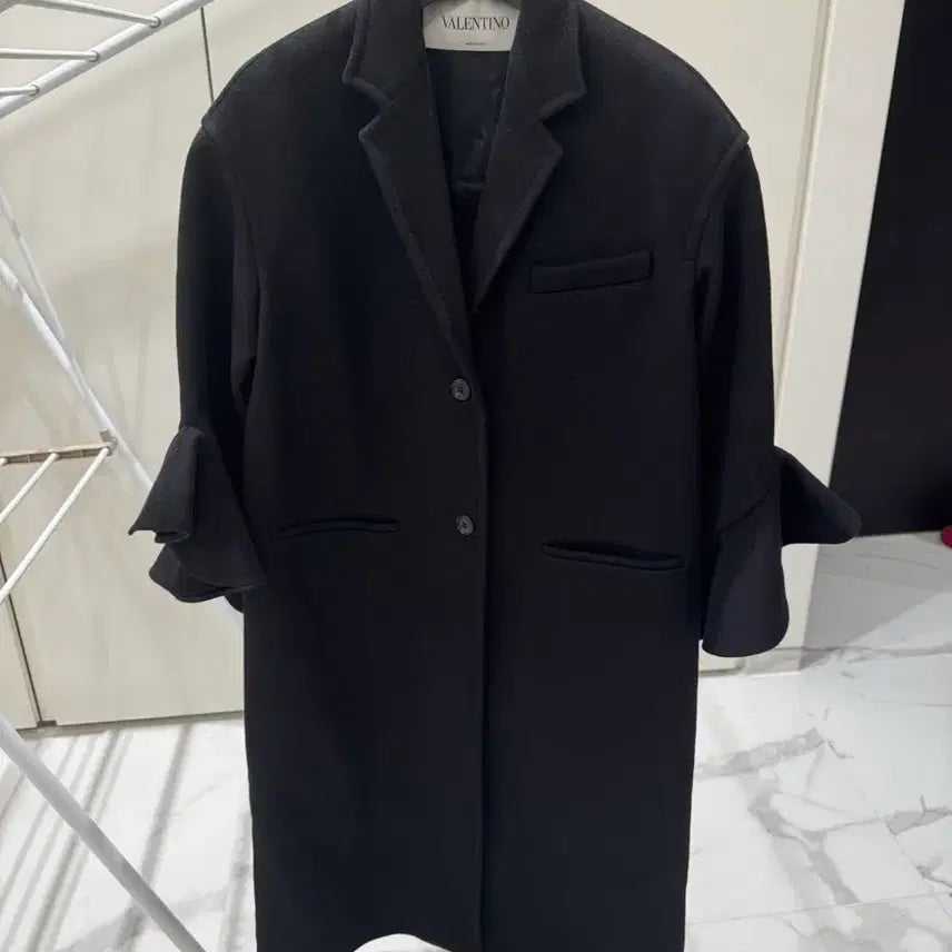 [BUNJANG] Valentino Long Black Wool Coat (Size 38) / 발렌티노 블랙 롱 코트 38사이즈