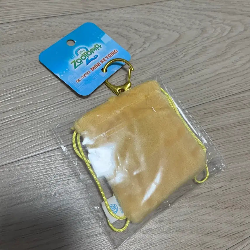 [BUNJANG] Zootopia Clawhauser Pouch Keyring / 주토피아 클로하우저 파우치 키링