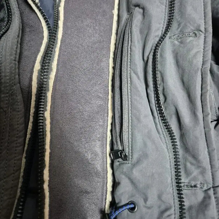 [BUNJANG] Henry Cotton's Spitfire Safari Down Jacket / 헨리코튼 스핏파이어 사파리 구스다운 점퍼 105