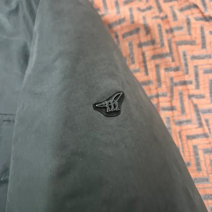 [BUNJANG] Henry Cotton's Spitfire Safari Down Jacket / 헨리코튼 스핏파이어 사파리 구스다운 점퍼 105