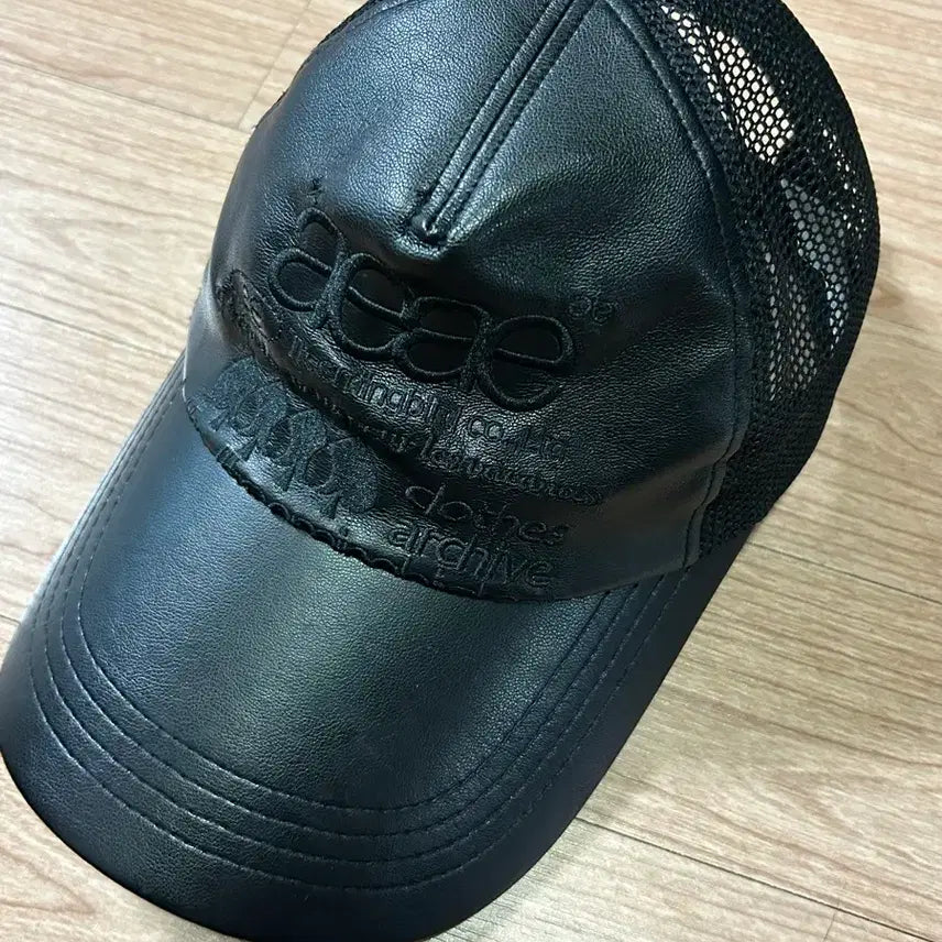 [BUNJANG] Aeae X Trimming Bird Leather Mesh Ball Cap / [리미티드] Aeae X 트리밍버드 콜라보 레더 메쉬 볼캡/모자