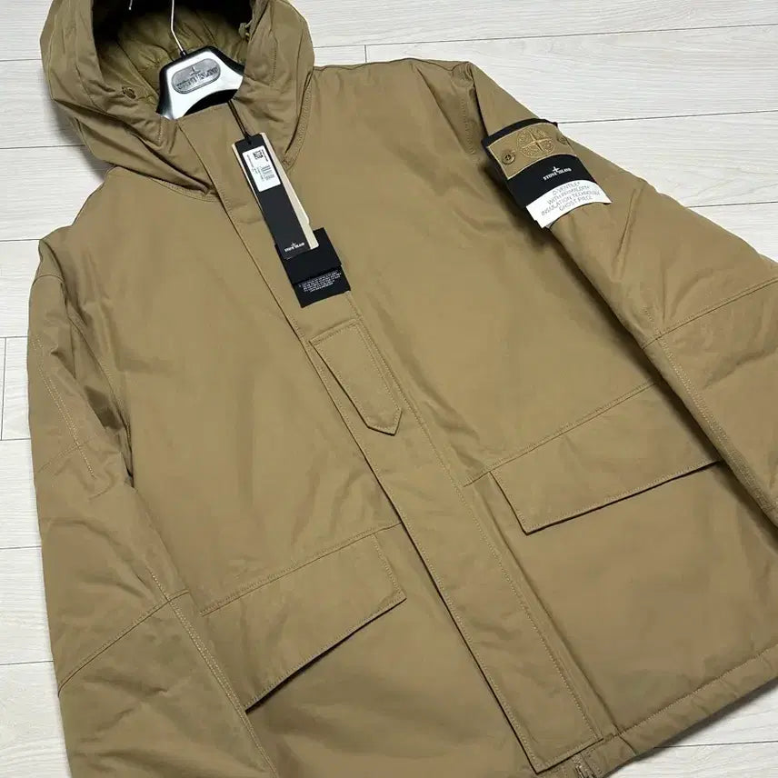 [SOLD OUT] 스톤아일랜드 고스트피스 O-ventile 패딩 23fw 새상품