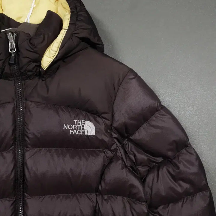 [SOLD OUT] 여성 M (85) 노스페이스 눕시 2 구스다운 후드 패딩 점퍼 브라운