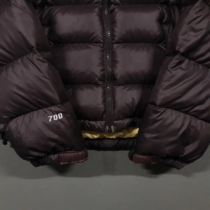 [SOLD OUT] 여성 M (85) 노스페이스 눕시 2 구스다운 후드 패딩 점퍼 브라운