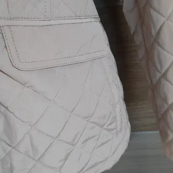 [BUNJANG] She'zmiss Quilted Padding Jacket / 쉬즈미스 경량  누빔패딩 상태굿