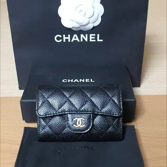 [BUNJANG] Chanel Classic Caviar Card Wallet / 샤넬 캐비어 클똑 카드지갑/지갑 내장칩 새상품급 정품(감정O)