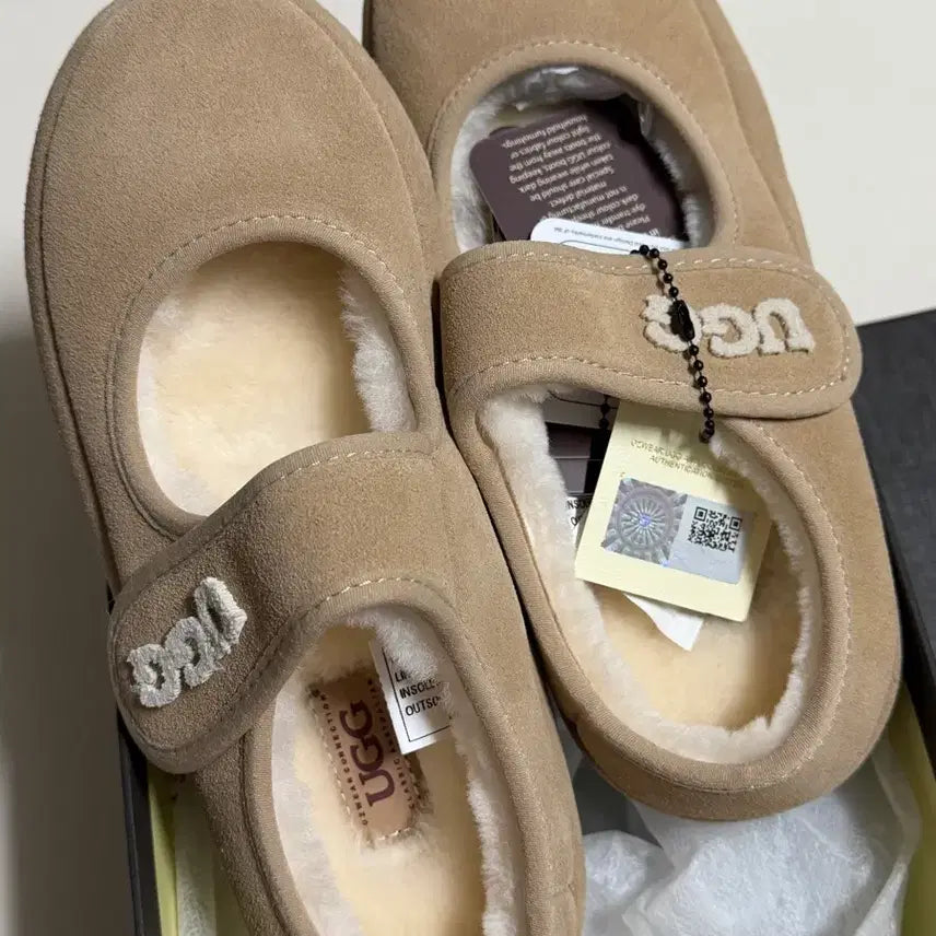 [BUNJANG] UGG Suede Mary Jane Shoes / UGG 어그 스웨이드 메리제인 36