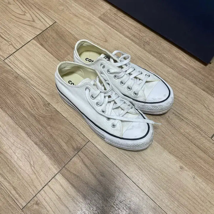 [BUNJANG] Converse Chuck Taylor Low Sneakers / 컨버스 척테일러 로우 스니커즈 단화 235-240
