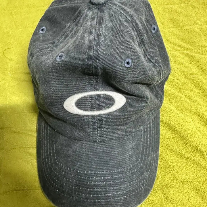 [BUNJANG] Oakley Remix Dad Hat Abyss White / 오클리 리믹스 대드 햇 어비스 화이트