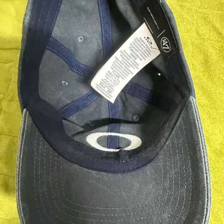 [BUNJANG] Oakley Remix Dad Hat Abyss White / 오클리 리믹스 대드 햇 어비스 화이트