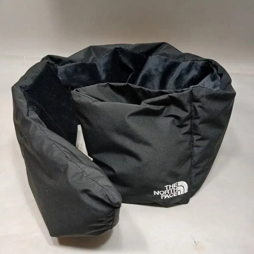 [BUNJANG] The North Face T-Ball Padded Muffler Black / 노스페이스 티볼 패딩 머풀러 블랙