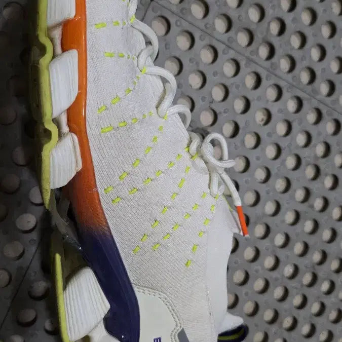 [BUNJANG] Balrop Tibat 2.0 Walking Shoes / 밸롭 워킹화 티바트2.0 (275~280)정가75000원 니트 운동화