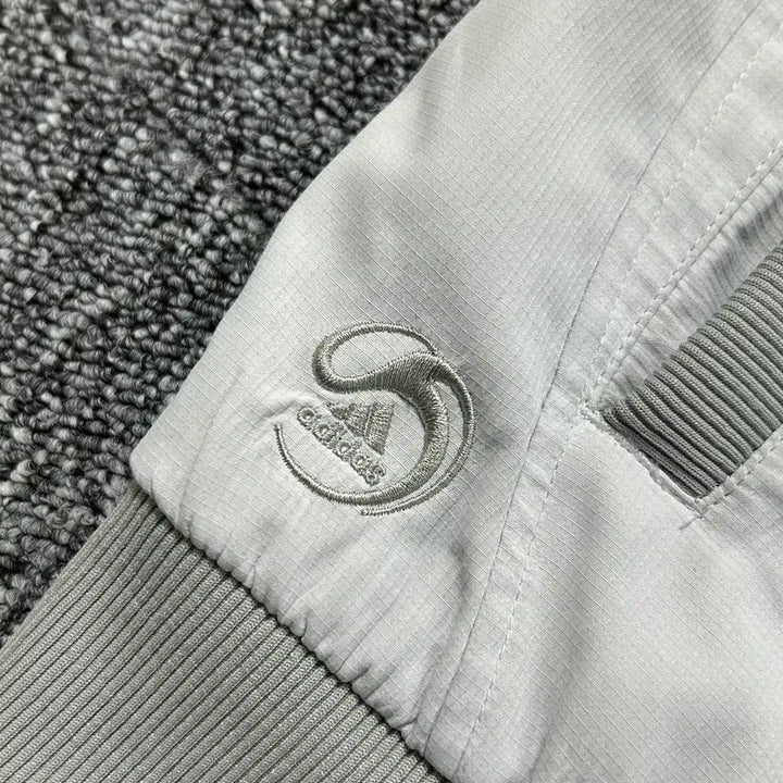 [BUNJANG] Adidas White Windbreaker Jersey / 아디다스 화이트 바람막이 져지