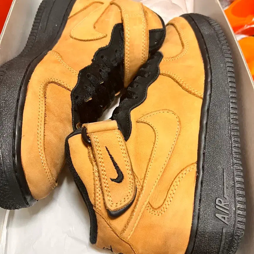 [BUNJANG] Nike Air Force 1 Mid '95 - Brown/Black - Sneakers / 90s 나이키 에어 포스1 sc 미드 된장