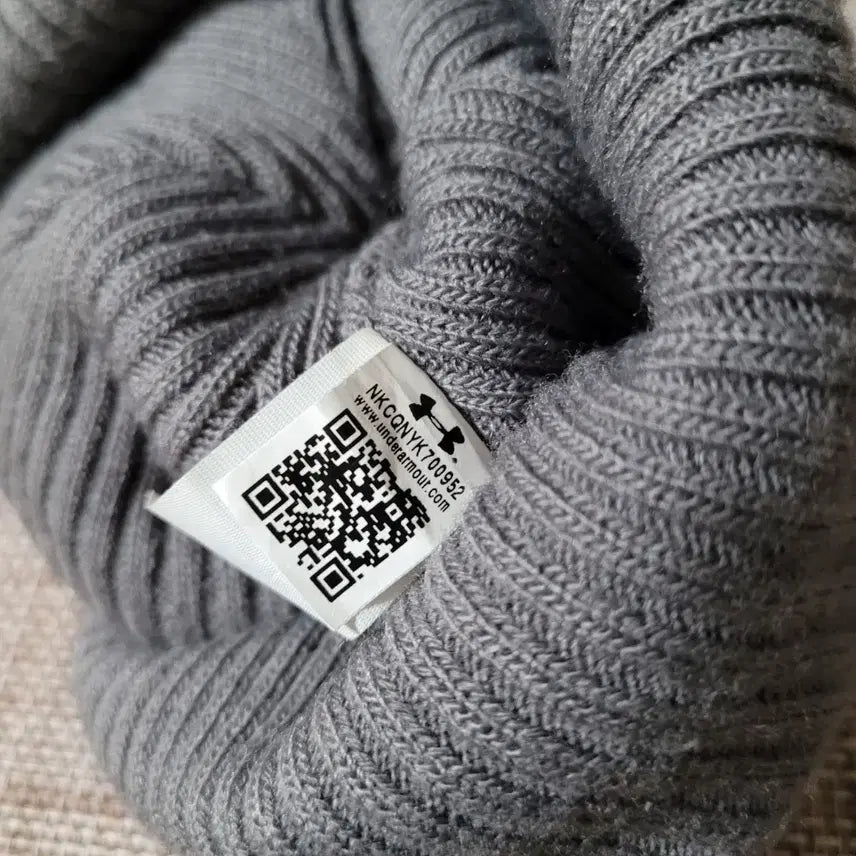 [BUNJANG] Under Armour Gray Striped Beanie (S-M) / 언더아머 멀티 컬러 패턴 회색/그레이 올인원 스트라이 비니 S-M 사이즈