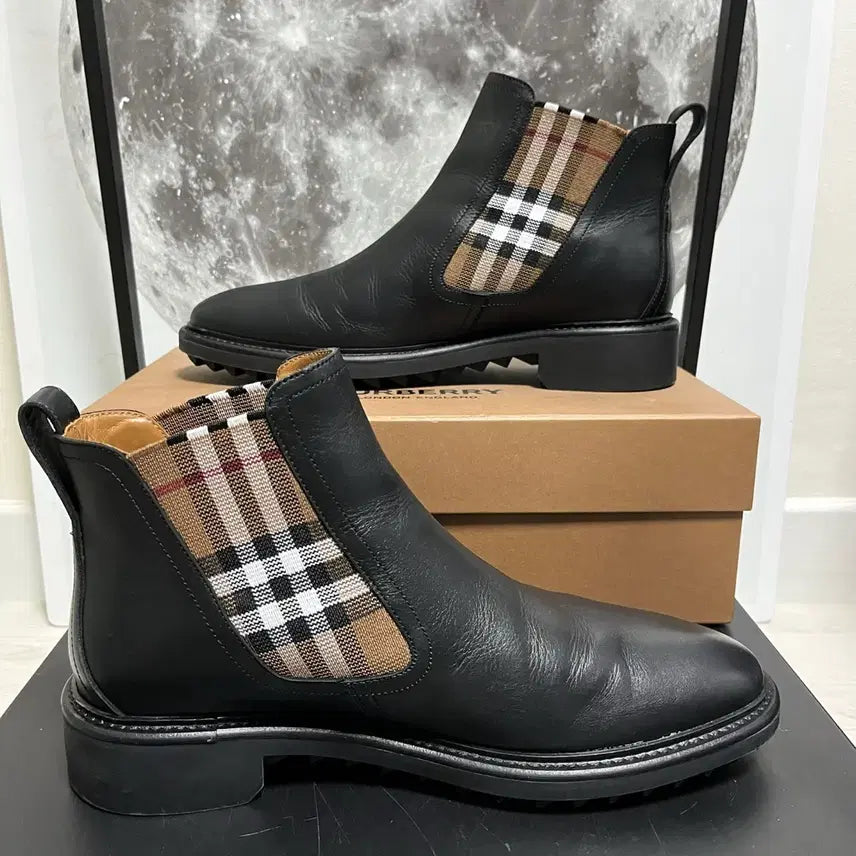 [BUNJANG] Burberry Vintage Check Chelsea Boots / 정품 41) 버버리 빈티지 체크 첼시 부츠 265~270