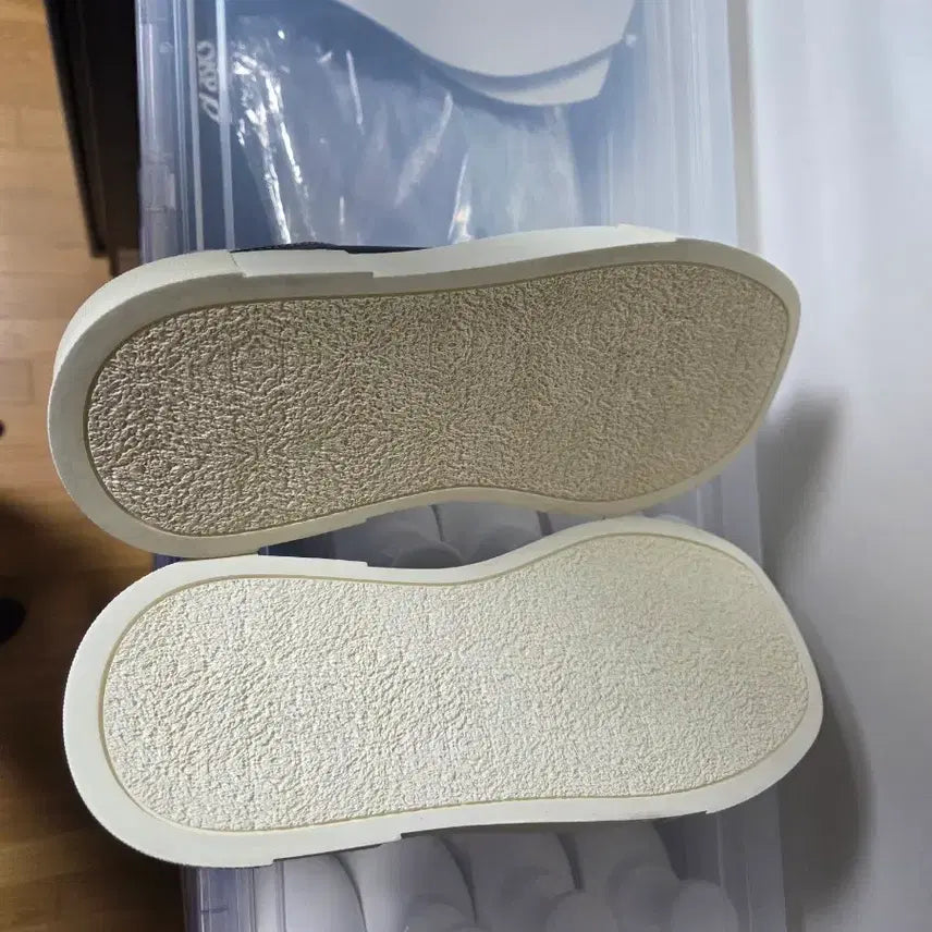 [BUNJANG] Mistake Project KINCH Gaku 270 / 미스테이크 프로젝트 킨치 gaku(가쿠) 270