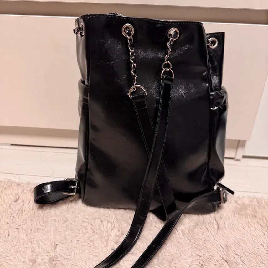 [BUNJANG] Matinkim Black Leather Backpack / 마뗑킴 백팩