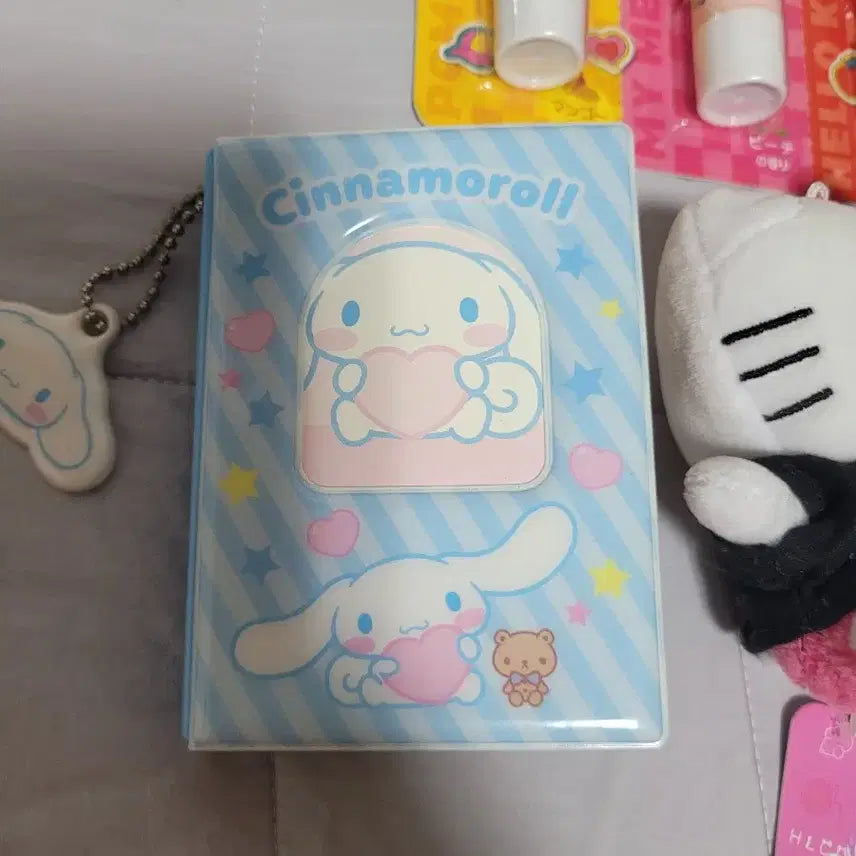[BUNJANG] Sanrio Hello Kitty Lip Balm & Plush Keyring / 산리오 헬로키티 마이멜로디 쿠로미 포차코 시나모롤 폼폼푸린 립밤 키링