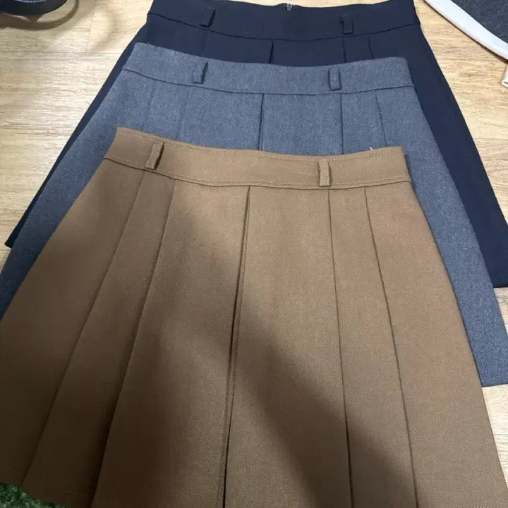 [BUNJANG] Pleated Mini Skirt / 플리츠 미니 스커트