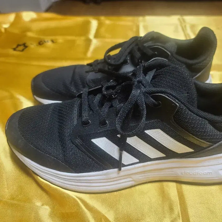 [BUNJANG] Adidas Cloudfoam Sneakers / 아디다스 운동화 검흰 클라우드폼:상태는최상입니다